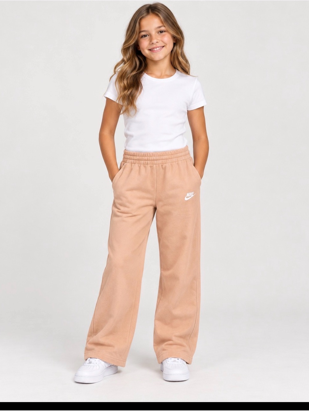 Nike Kids Tan Wide-Leg Fleece Sweatpants size Large